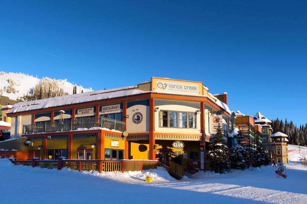 The Vance Creek Hotel & Conference Centre Silver Star Exteriér fotografie